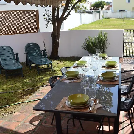 Casa Da Varzea - O Castelo A Janela!!! Holiday home