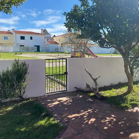 Casa Da Varzea - O Castelo A Janela!!! * Obidos