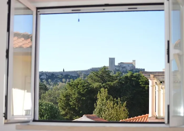 Casa Da Varzea - O Castelo A Janela!!! בית נופש אובידוס