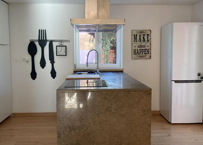 Holiday home Casa Da Varzea - O Castelo A Janela!!! *