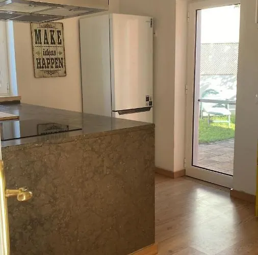 Casa Da Varzea - O Castelo A Janela!!! Holiday home